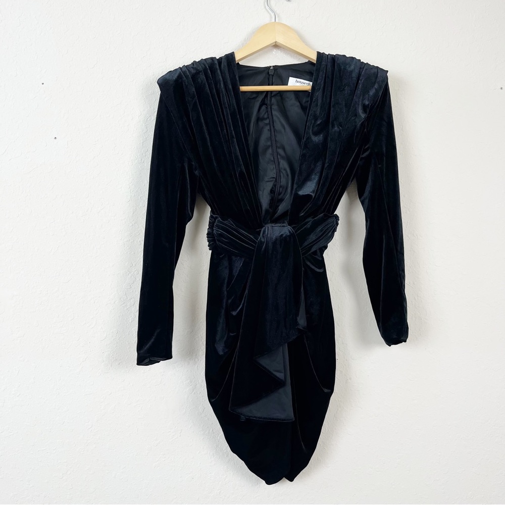 House of CB Dress Farrah Black Velvet Plunge Mini Dress Size Medium - Picture 2 of 7